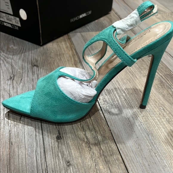 Fashion Nova Blue Heels Stiletto Ankle Strap - Picture 2 of 6